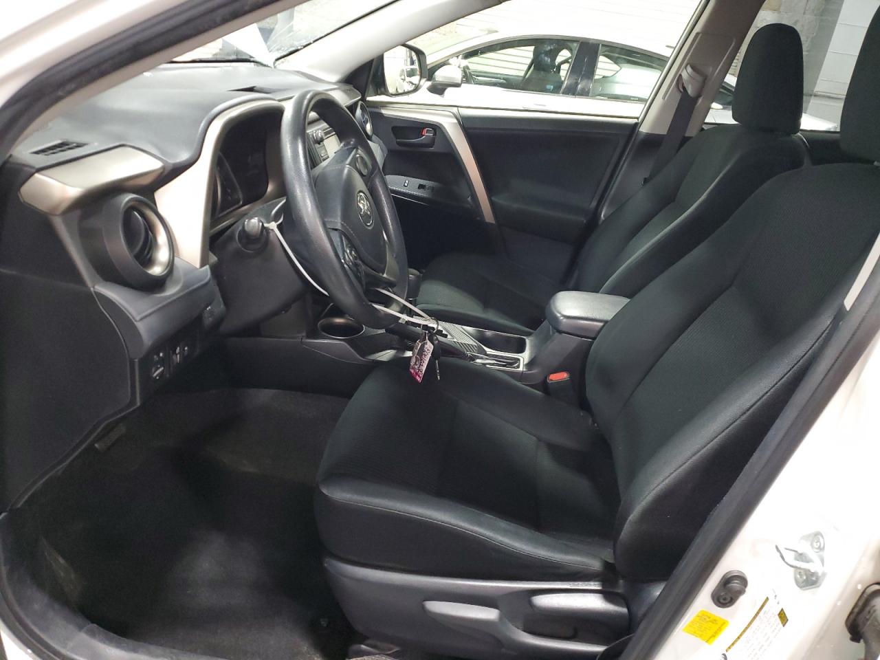 2015 Toyota RAV 4 VIN JTMBFREV9FJ042816 Copart auction photo, front end damage thumbnail 7
