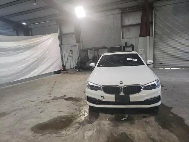 2017 BMW 5er VIN WBAJA7C37HG906548 Copart auction photo, side damage thumbnail 11