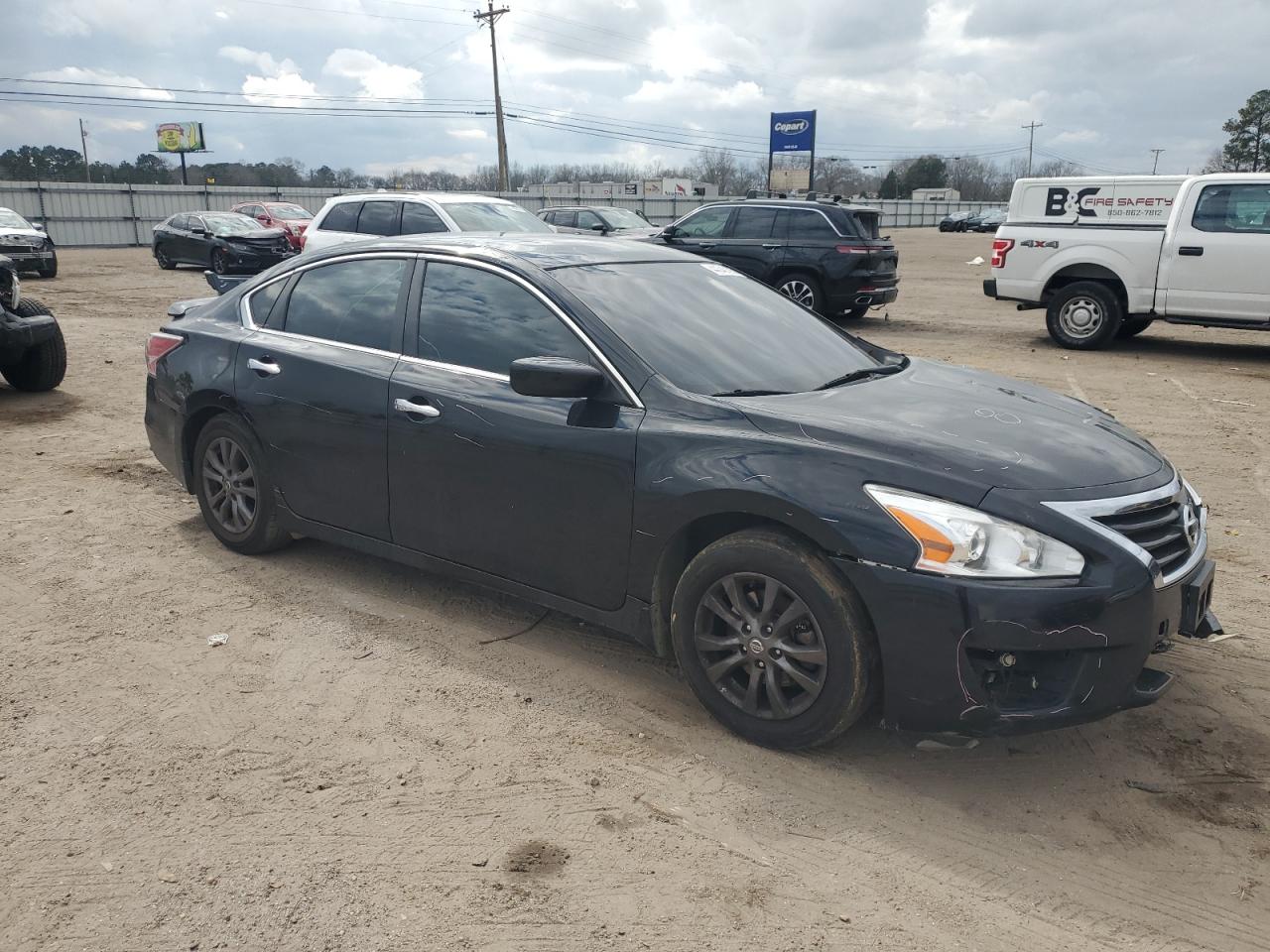 2015 Nissan Altima VIN 1N4AL3AP7FN403919 Copart auction photo, all over damage thumbnail 4