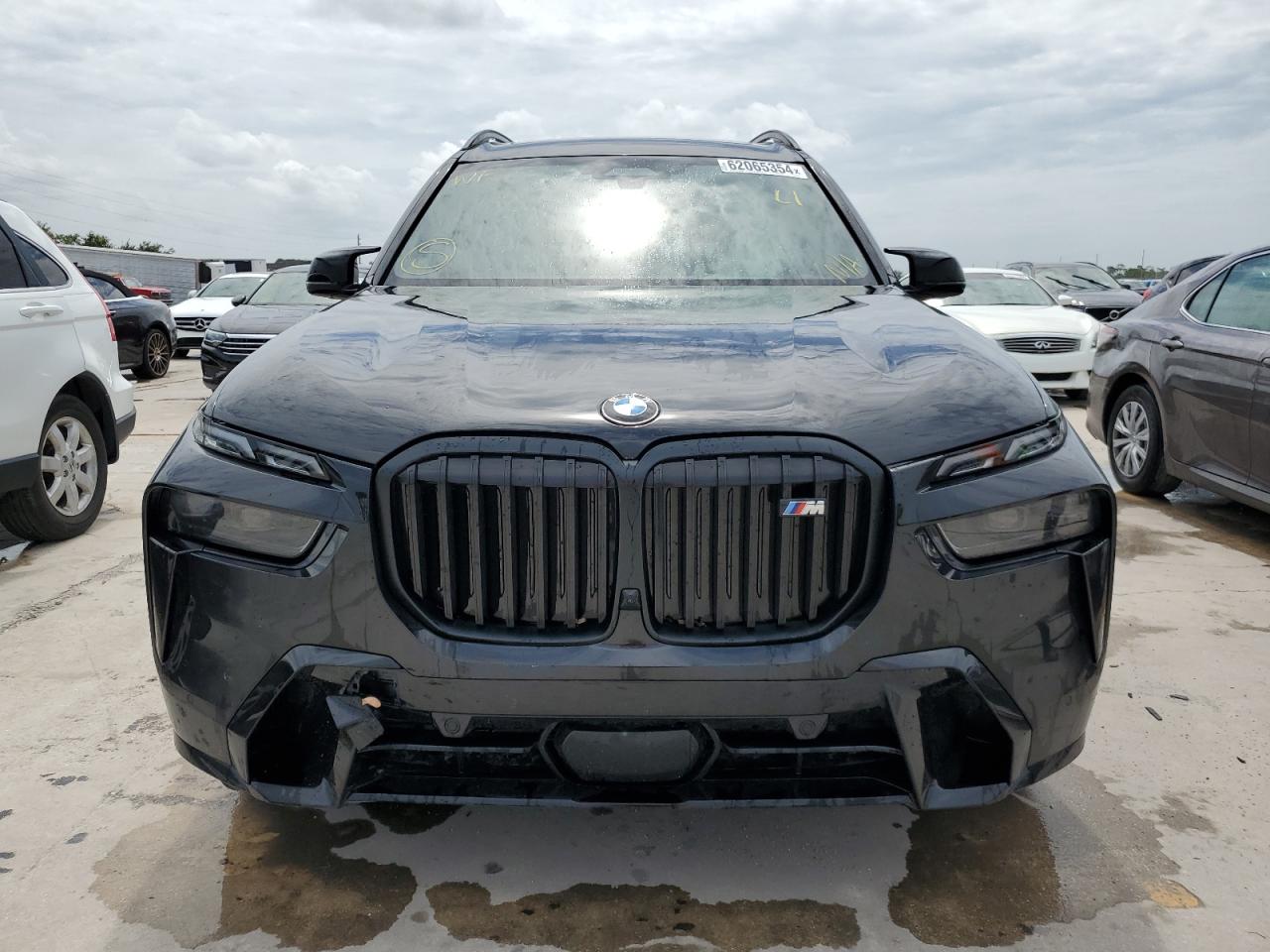 2023 BMW X7 VIN 5UX33EM0XP9S01744 Copart auction photo, water/flood / minor dent/scratches damage thumbnail 5