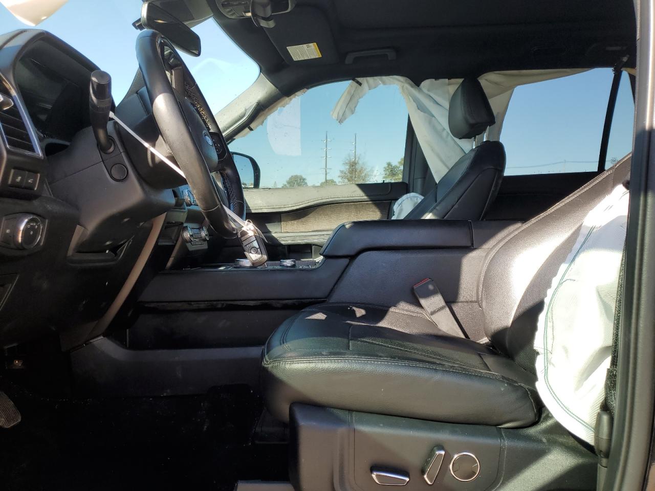 2021 Ford Expedition VIN 1FMJU2AT1MEA61813 Copart auction photo, front end / side damage thumbnail 7