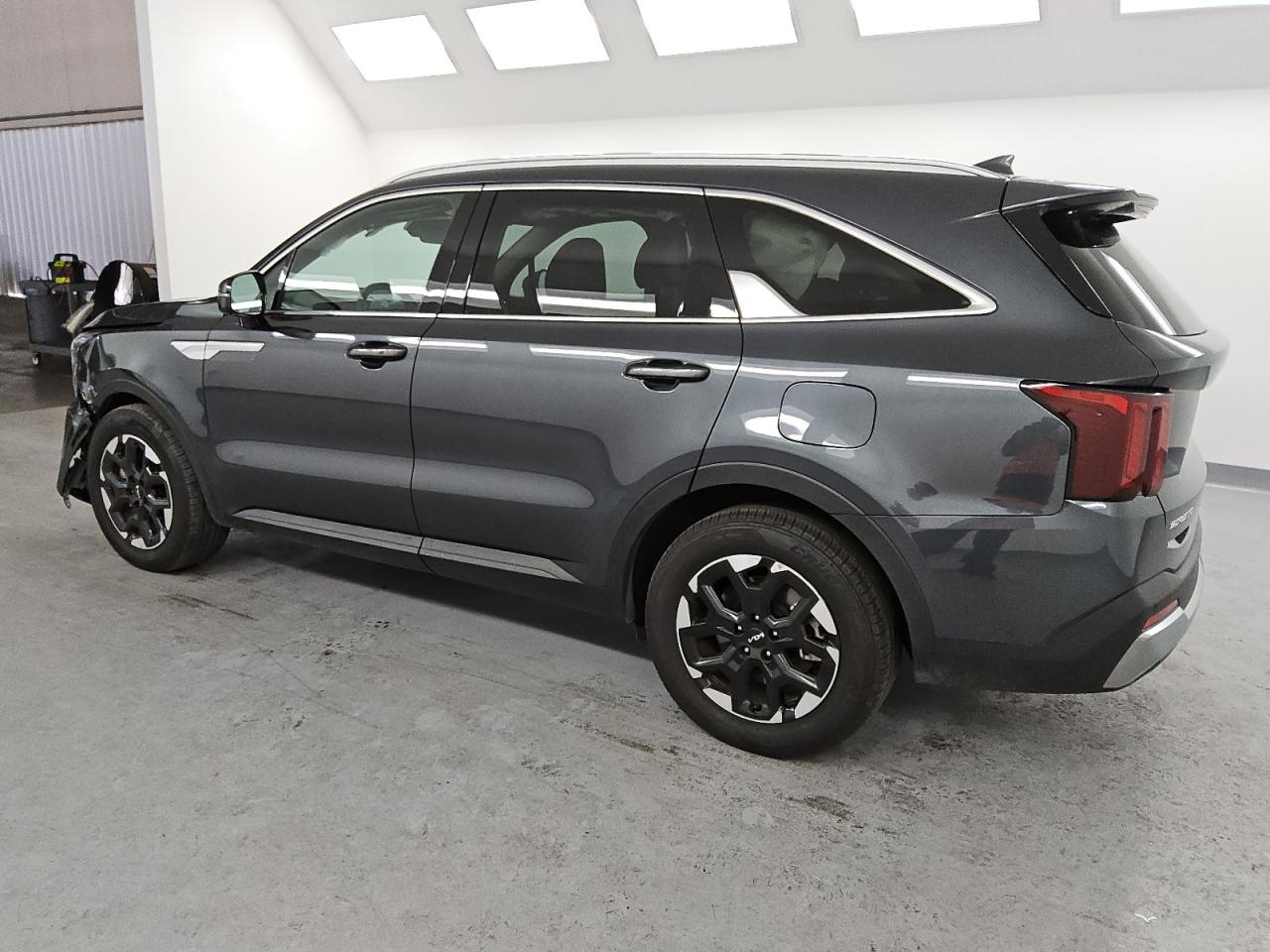2024 KIA Sorento VIN 5XYRL4JC2RG271034 Copart auction photo, front end damage thumbnail 2