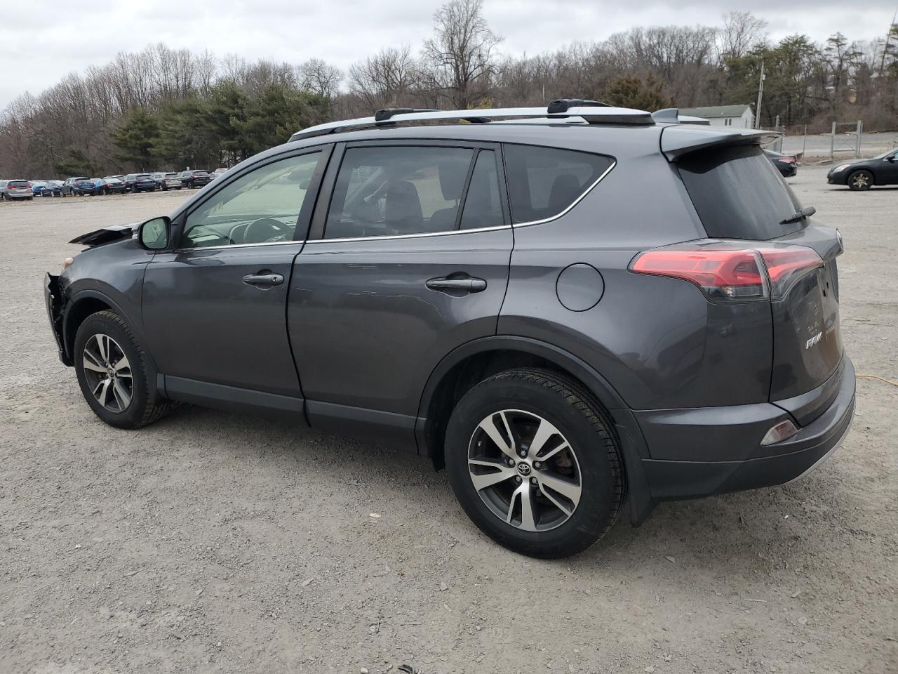 2018 Toyota RAV 4 VIN JTMRFREV6JJ209060 Copart auction photo, front end / side damage thumbnail 2
