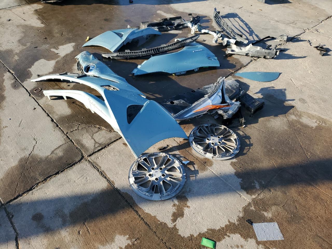 2017 Toyota Prius VIN JTDKBRFUXH3036175 Copart auction photo, front end damage thumbnail 13