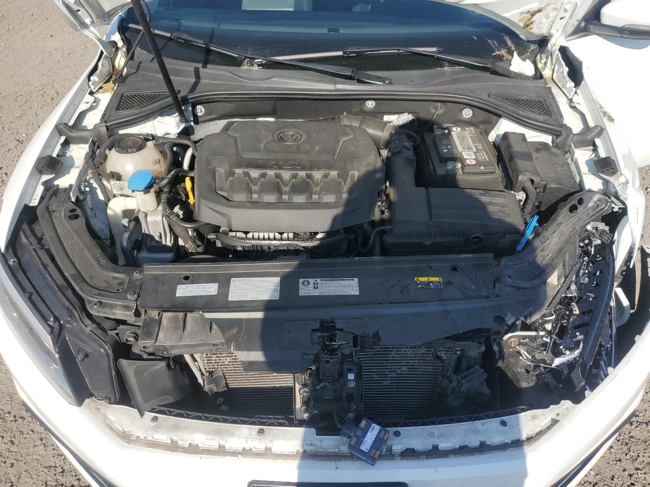 2018 Volkswagen Passat VIN 1VWBA7A34JC021714 Copart auction photo, front end / minor dent/scratches damage thumbnail 11