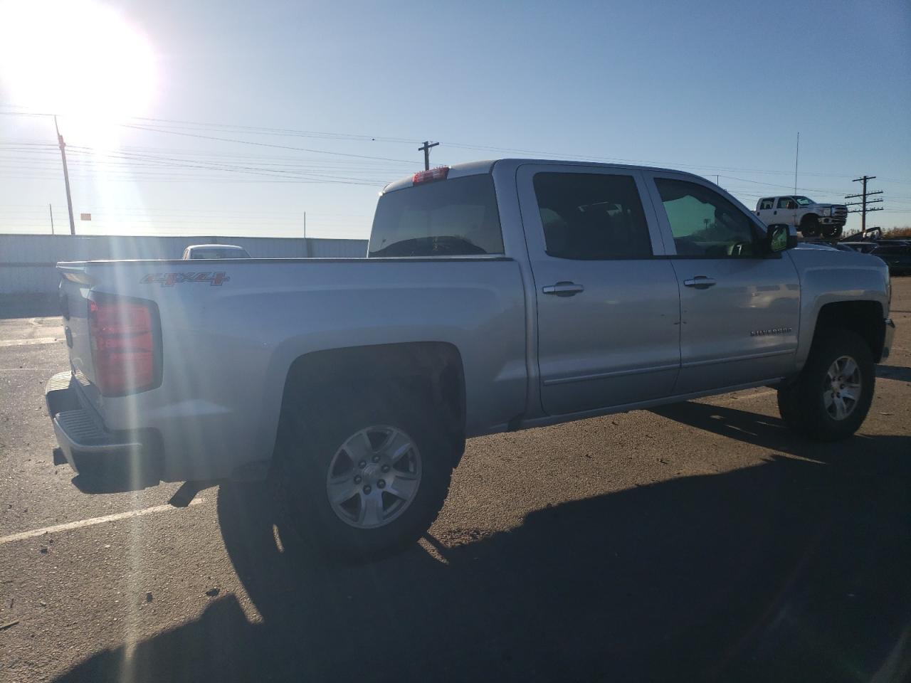 2017 Chevrolet Silverado VIN 3GCUKRECXHG406099 Copart auction photo, front end / side damage thumbnail 3