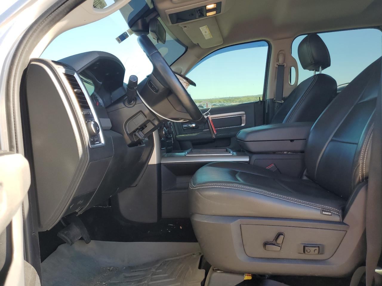 2015 RAM 1500 VIN 1C6RR6LT7FS651796 Copart auction photo, front end damage thumbnail 7