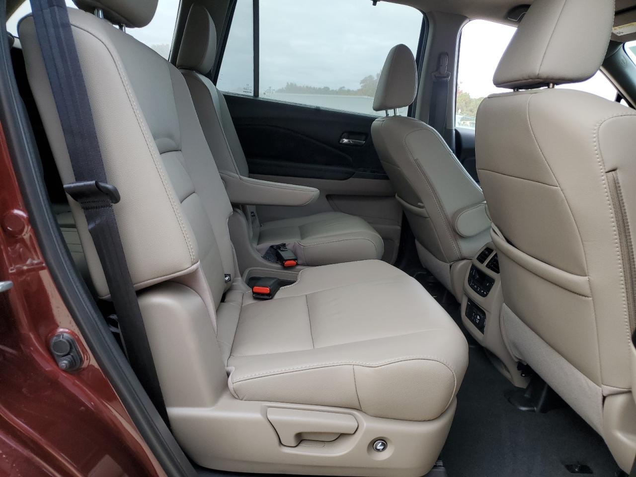 2021 Honda Pilot VIN 5FNYF6H67MB006804 Copart auction photo, front end damage thumbnail 11
