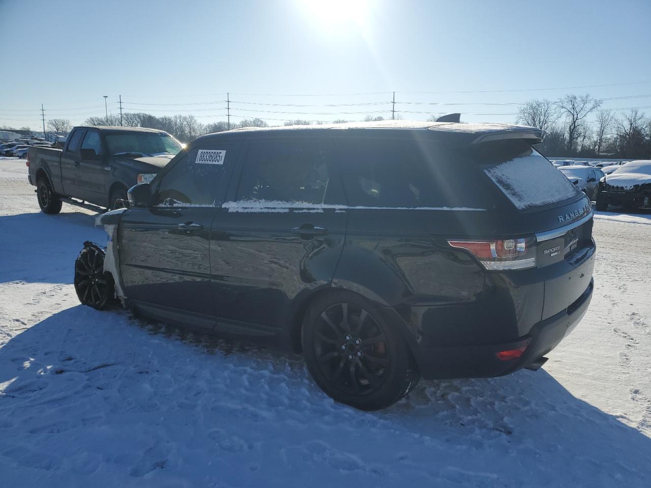 2017 Land Rover Range Rover VIN SALWR2FV8HA176033 Copart auction photo, burn damage thumbnail 2