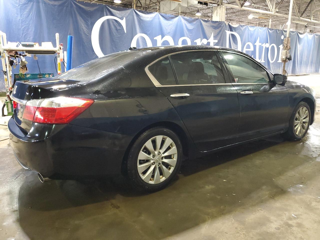2013 Honda Accord VIN 1HGCR3F89DA017592 Copart auction photo, mechanical / minor dent/scratches damage thumbnail 3