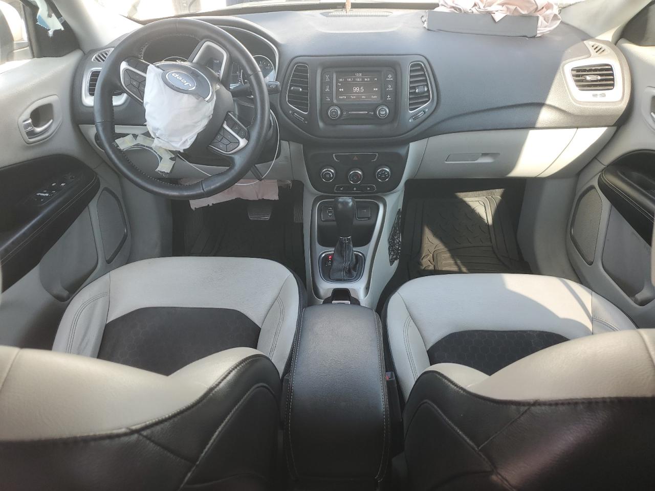 2018 Jeep Compass VIN 3C4NJCBB5JT410848 Copart auction photo, front end / side damage thumbnail 8