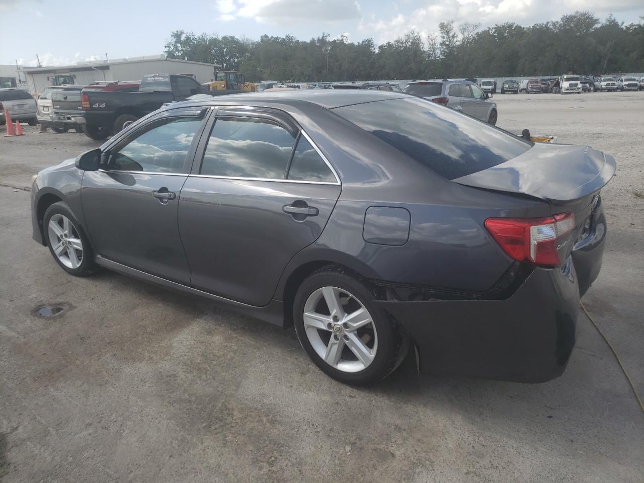 2012 Toyota Camry VIN 4T1BF1FK5CU055204 Copart auction photo, rear end / minor dent/scratches damage thumbnail 2