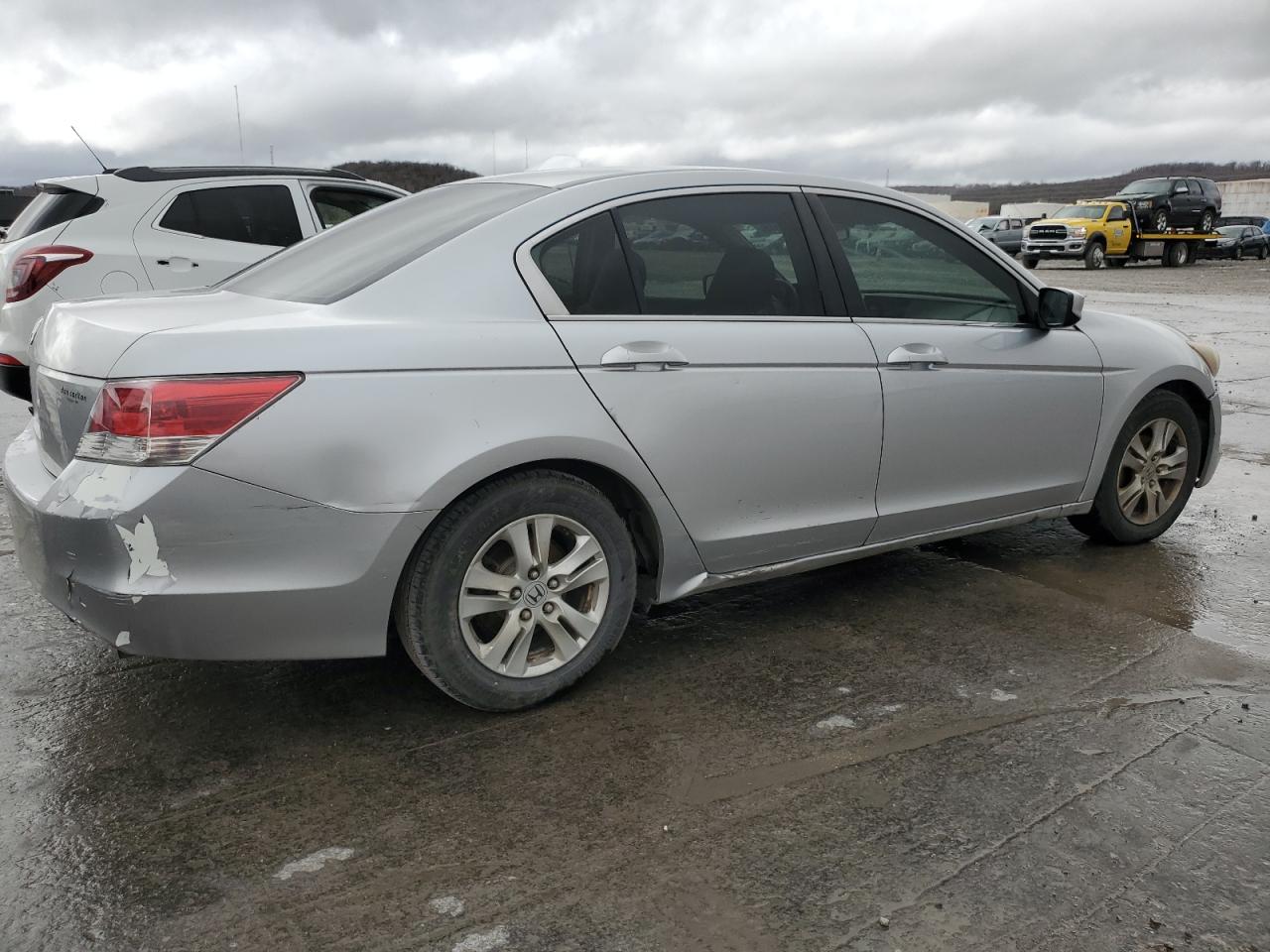 2008 Honda Accord VIN JHMCP26498C053481 Copart auction photo, rear end damage thumbnail 3
