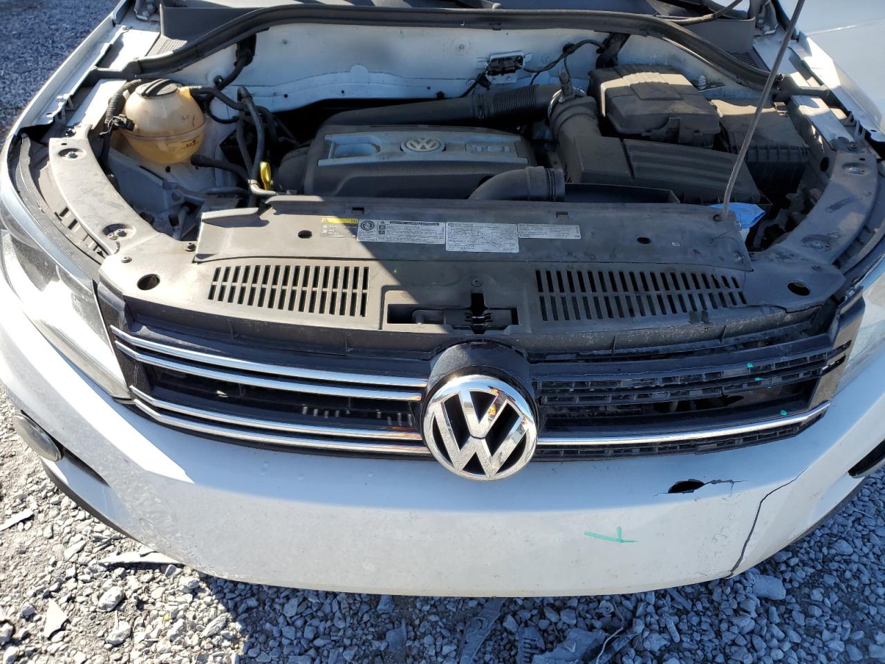 2015 Volkswagen Tiguan VIN WVGAV7AXXFW576514 Copart auction photo, front end damage thumbnail 12