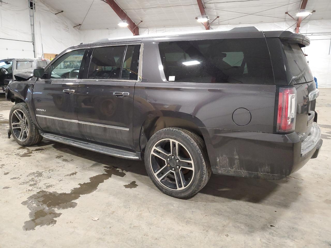 2017 GMC Yukon VIN 1GKS2HKJ3HR303941 Copart auction photo, front end damage thumbnail 2