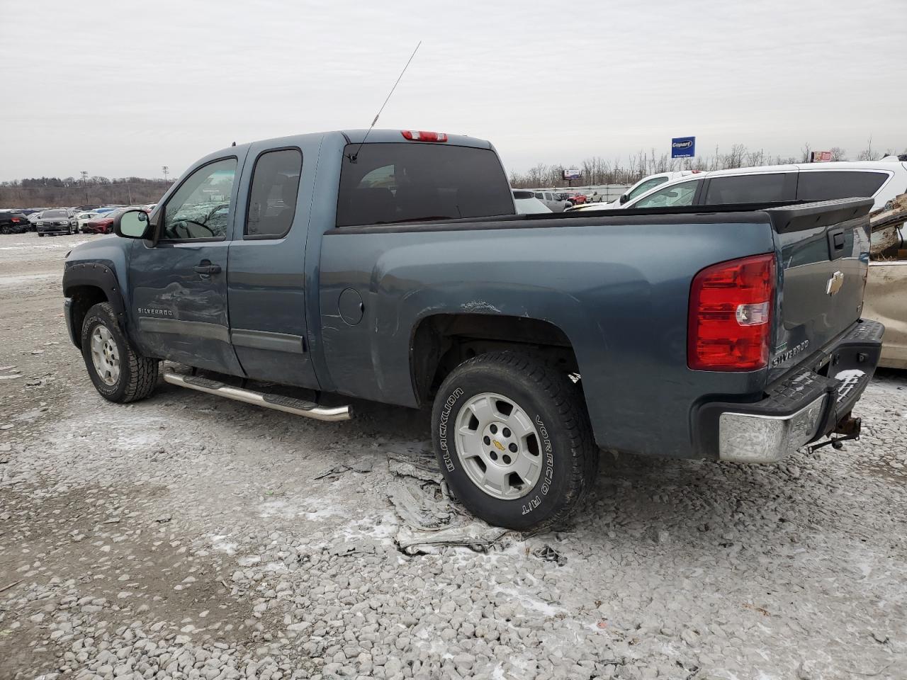 2011 Chevrolet Silverado VIN 1GCRKSE36BZ135983 Copart auction photo, side damage thumbnail 2