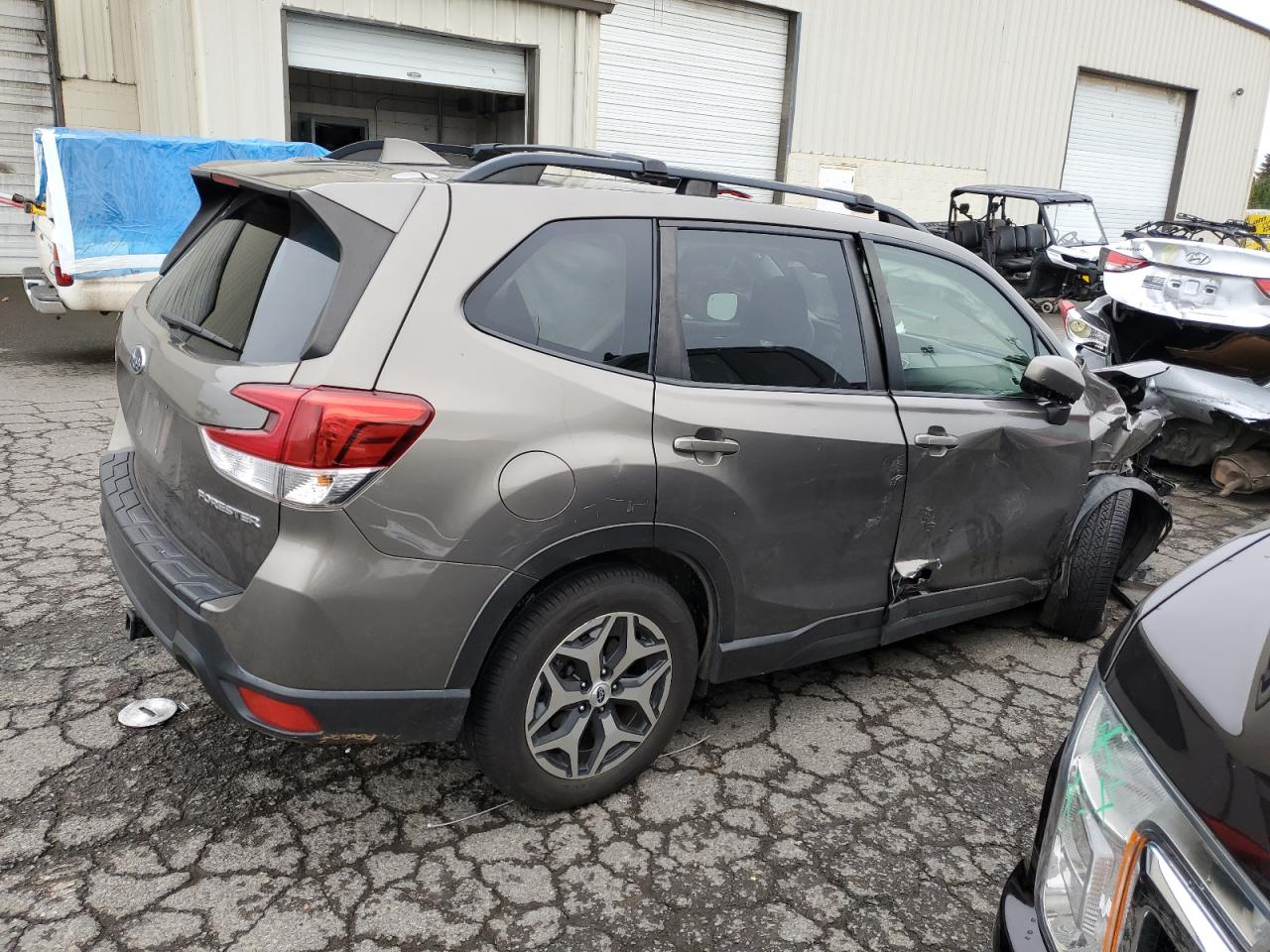 2019 Subaru Forester VIN JF2SKAEC9KH487345 Copart auction photo, all over damage thumbnail 3