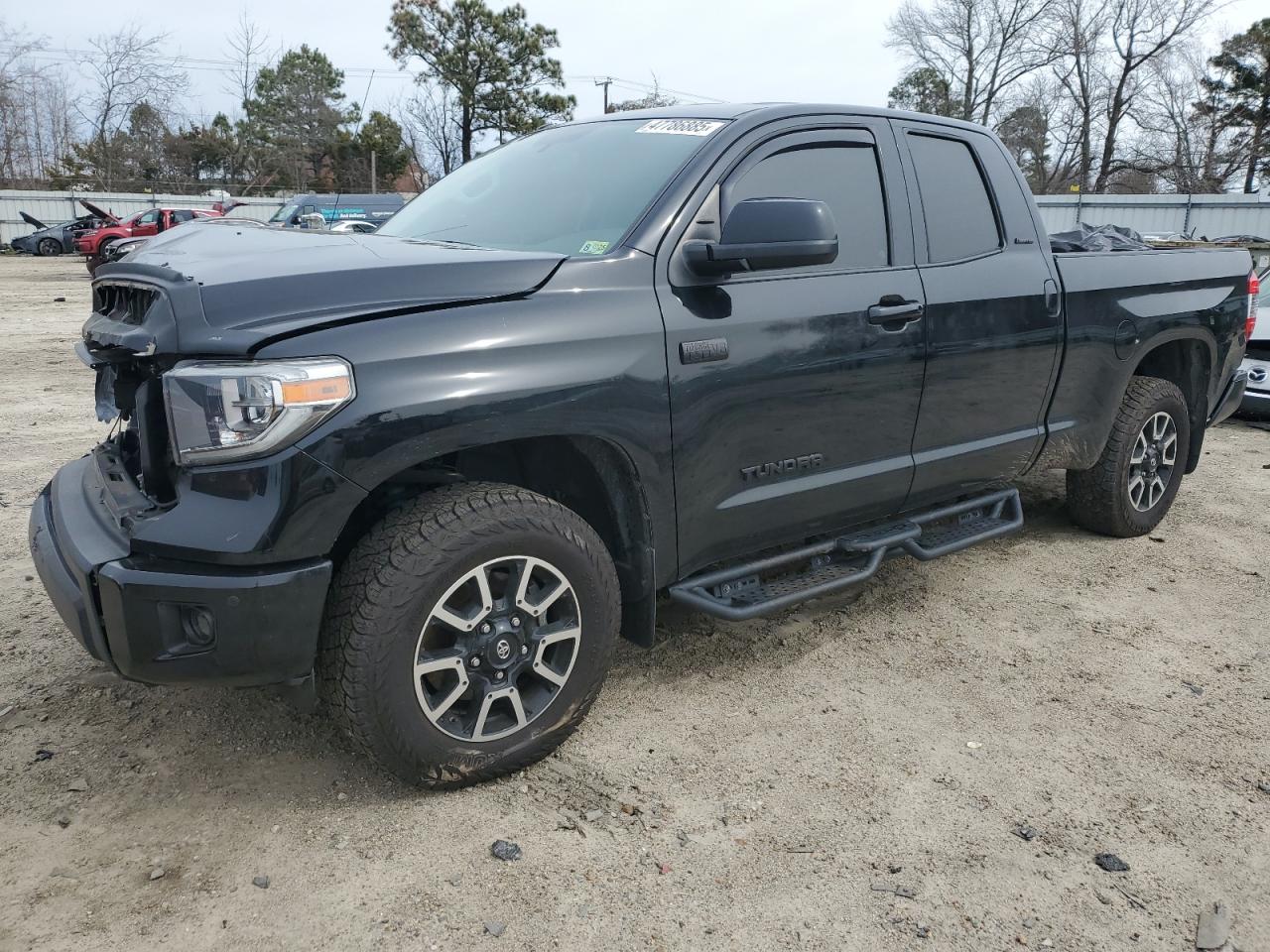 2017 Toyota Tundra VIN 5TFBY5F15HX636415