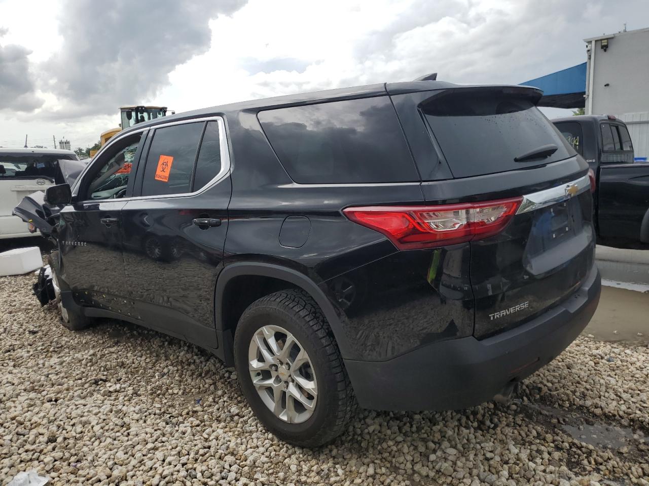 2020 Chevrolet Traverse VIN 1GNERFKW9LJ190337 Copart auction photo, front end / side damage thumbnail 2