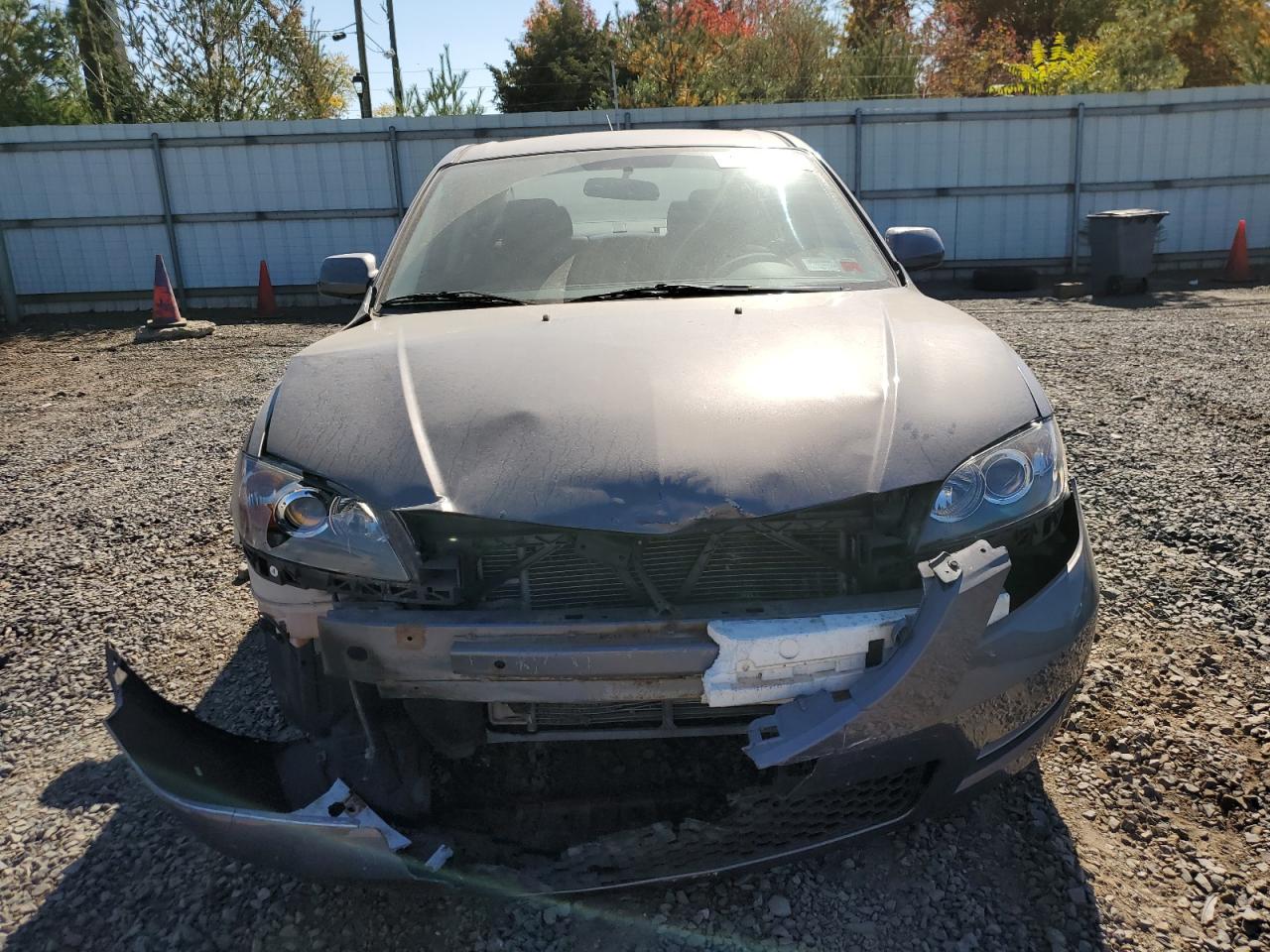 2007 Mazda 3 VIN JM1BK32G471618666 Copart auction photo, front end / side damage thumbnail 5