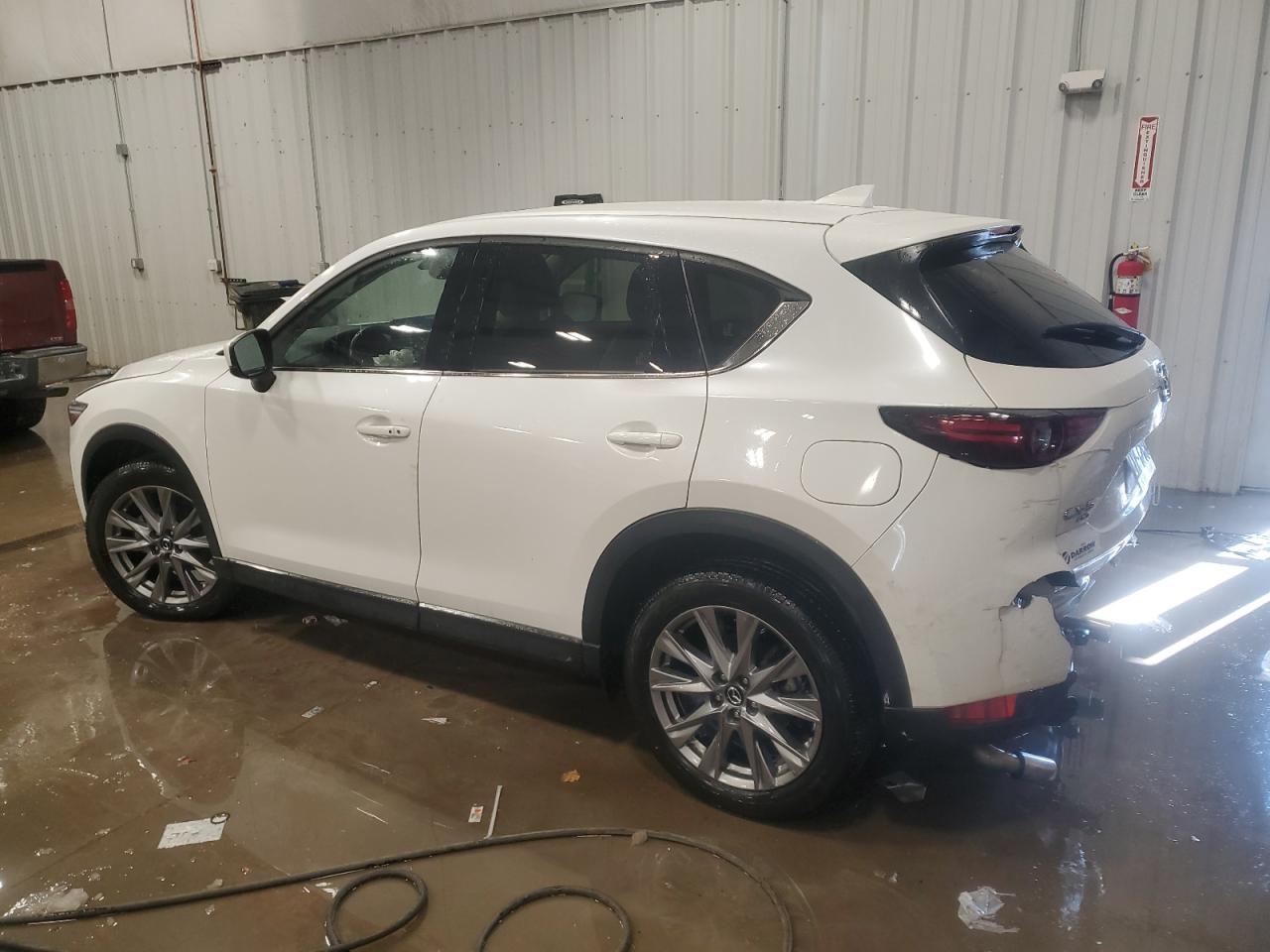 2021 Mazda CX-5 VIN JM3KFBDM9M0485364 Copart auction photo, front end / rear end damage thumbnail 2