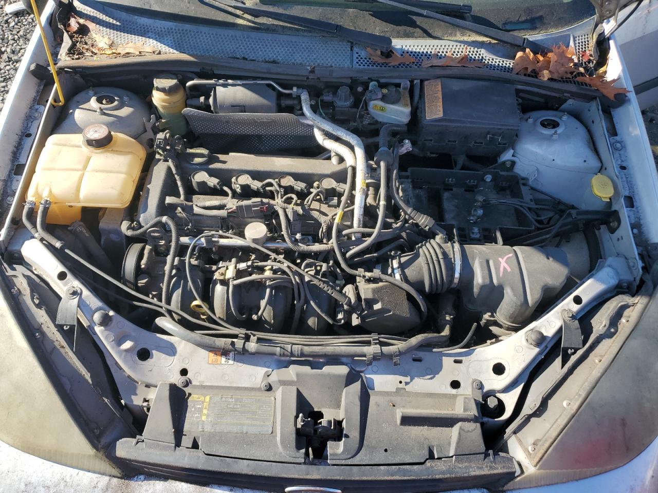 2004 Ford Focus VIN 1FAFP33Z14W169521 Copart auction photo, side damage thumbnail 11