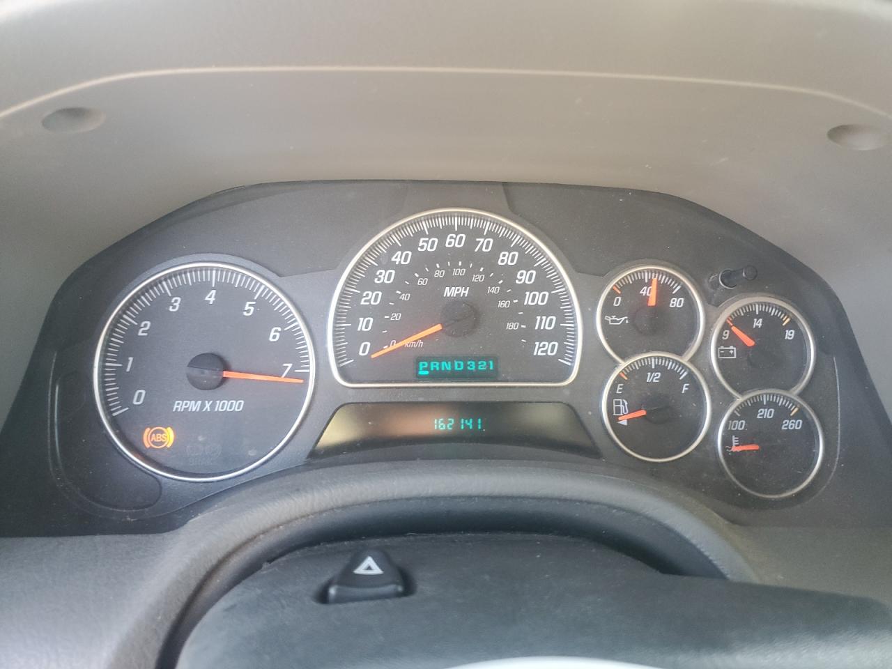 2004 GMC Envoy VIN 1GKDT13S842326946 Copart auction photo, all over damage thumbnail 9