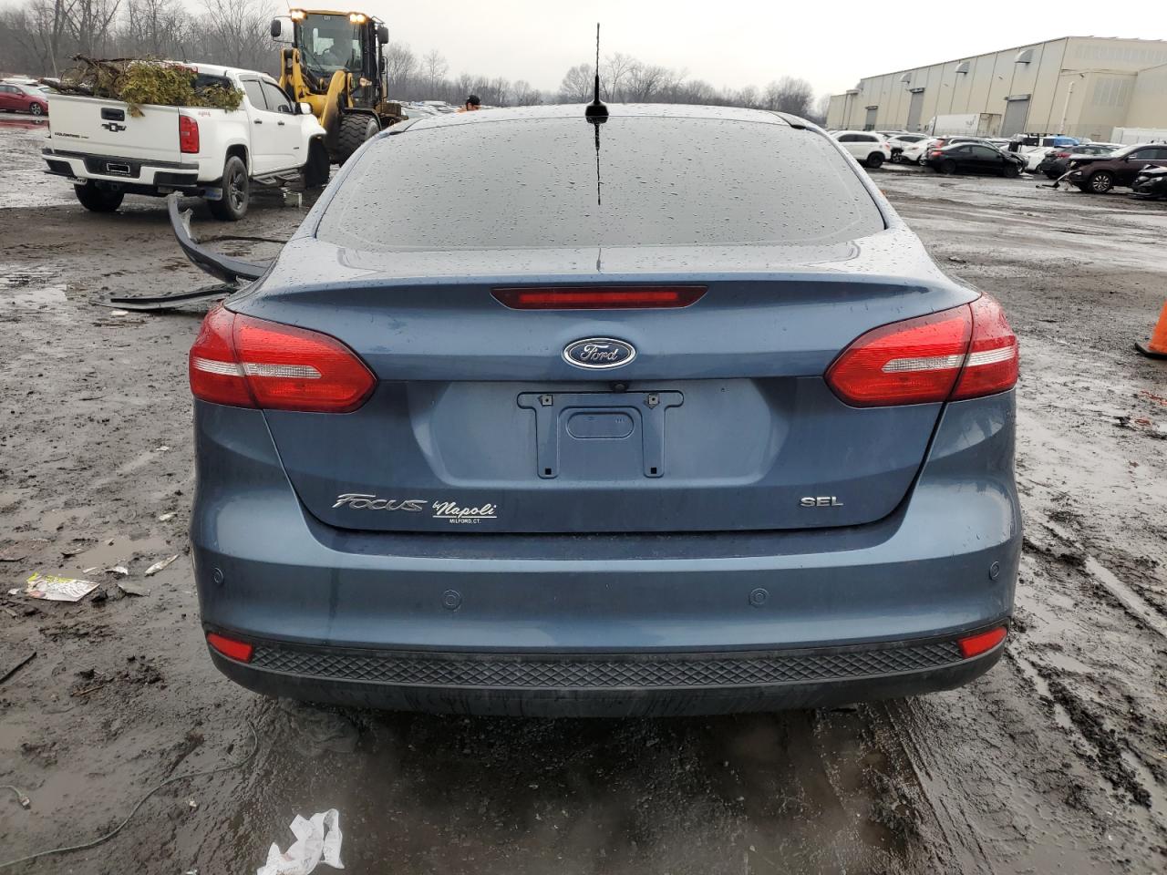 2018 Ford Focus VIN 1FADP3H2XJL202242 Copart auction photo, front end / side damage thumbnail 6