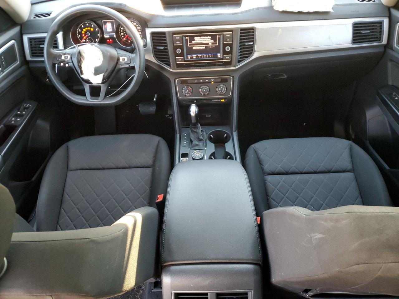 2019 Volkswagen Atlas VIN 1V2GR2CA9KC622598 Copart auction photo, front end / undercarriage damage thumbnail 8