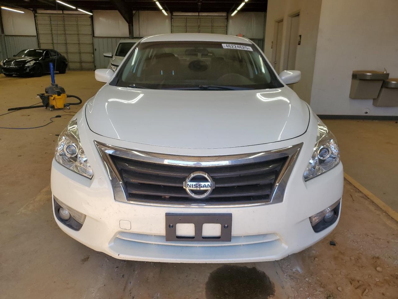 2015 Nissan Altima VIN 1N4AL3AP1FC143254 Copart auction photo, rear end damage thumbnail 5