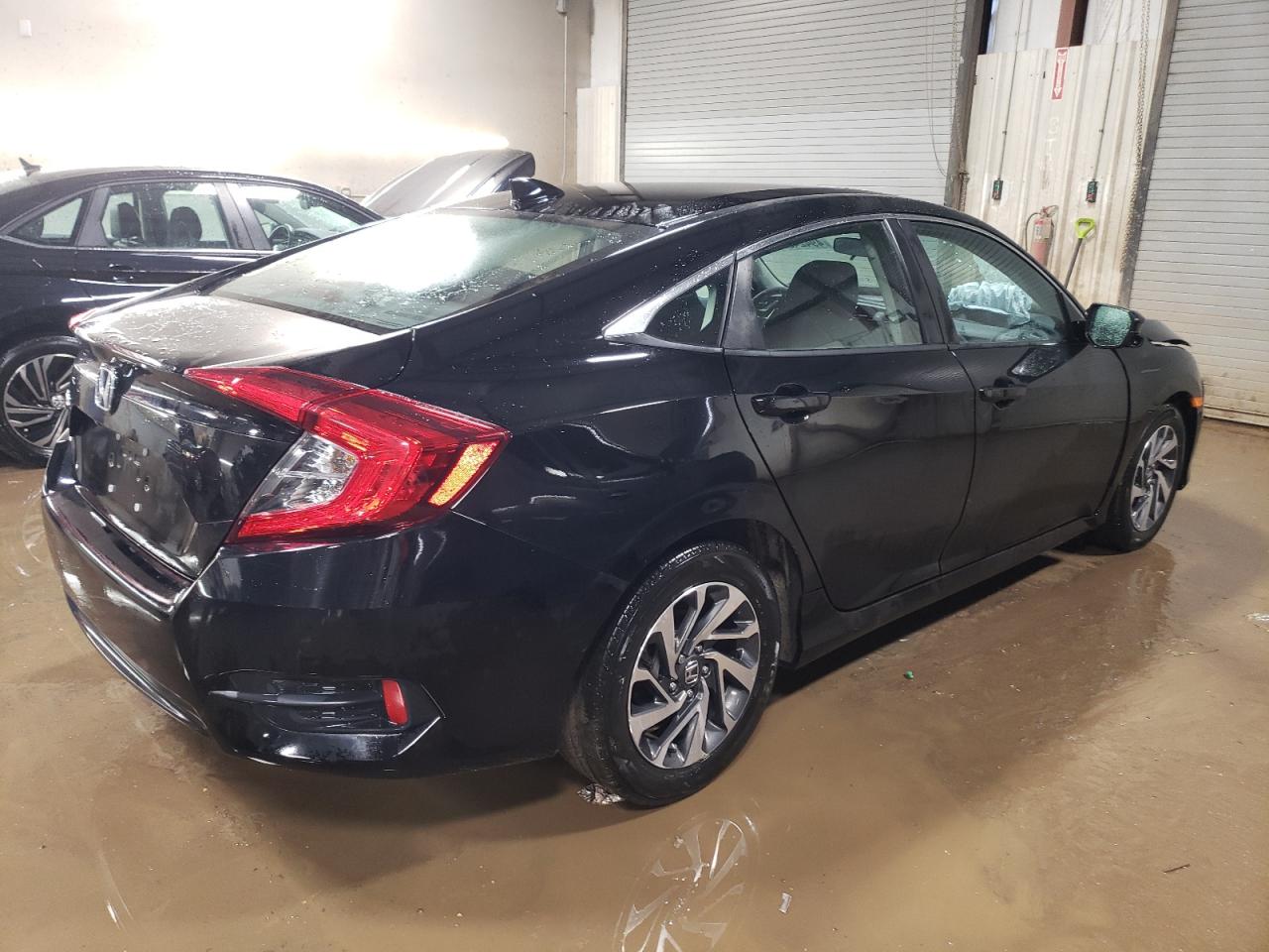 2017 Honda Civic VIN 19XFC2F83HE002449 Copart auction photo, front end / minor dent/scratches damage thumbnail 3