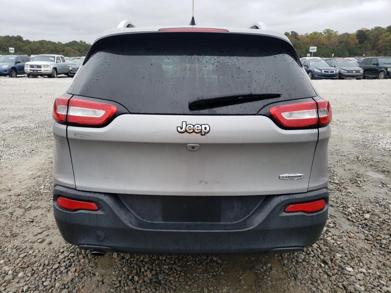 2016 Jeep Grand Cherokee VIN 1C4PJLCB1GW311566 Copart auction photo, side / rear end damage thumbnail 6