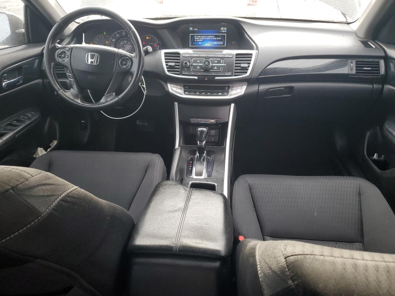 2015 Honda Accord VIN 1HGCR2F50FA047941 Copart auction photo, side / rear end damage thumbnail 8