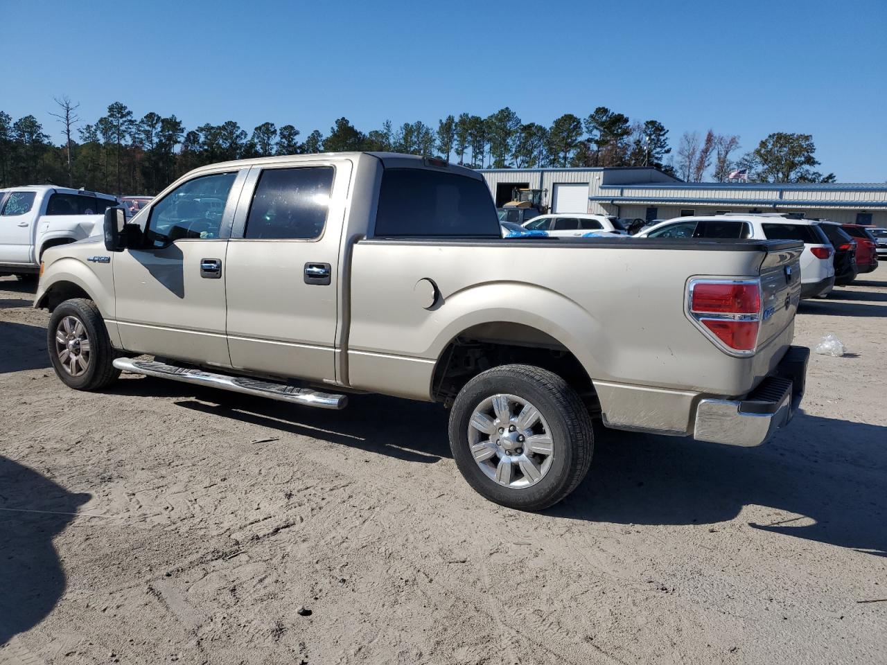 2009 Ford F-150 VIN 1FTPW12V79FB08833 Copart auction photo, front end / side damage thumbnail 2