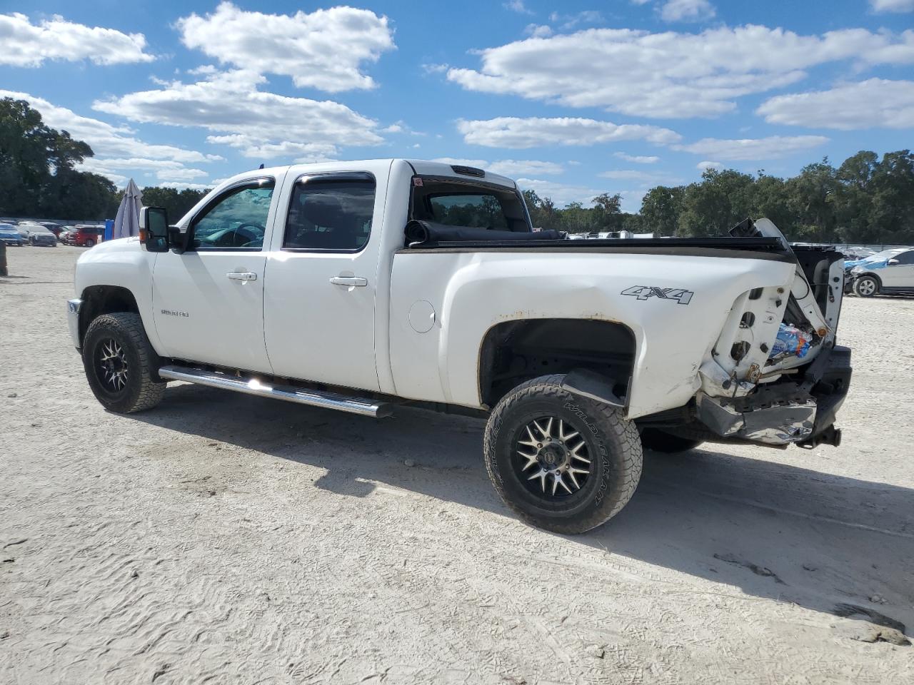 2013 Chevrolet Silverado VIN 1GC1KYCG1DF187306 Copart auction photo, rear end / front end damage thumbnail 2