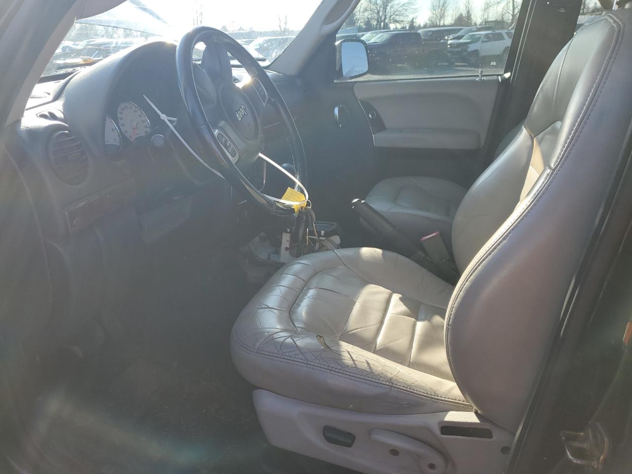 2002 Jeep Liberty (North America) VIN 1J4GL58K92W176175 Copart auction photo, front end damage thumbnail 7