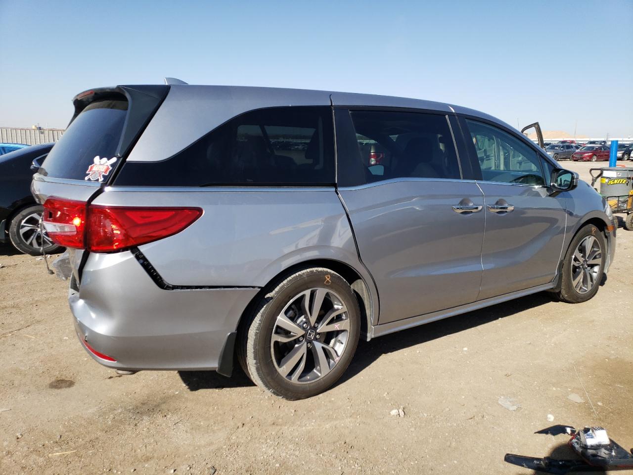 2022 Honda Odyssey VIN 5FNRL6H8XNB057956 Copart auction photo, rear end damage thumbnail 3