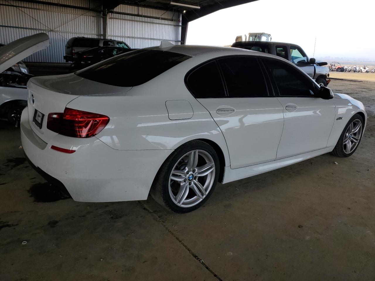 2015 BMW 5er VIN WBA5B1C5XFD918138 Copart auction photo, rear end damage thumbnail 3