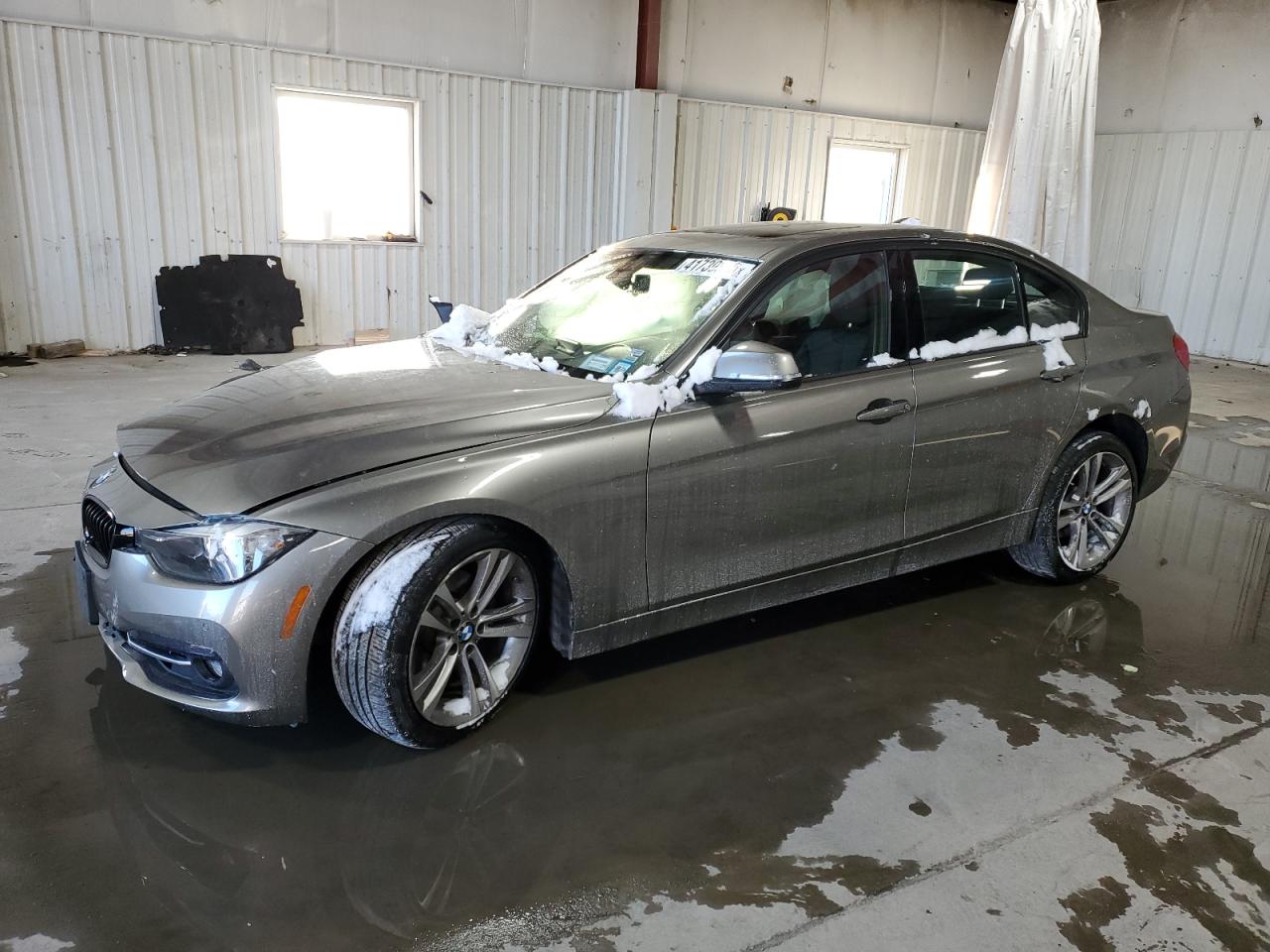 2016 BMW 3er VIN WBA8E3G53GNT77391
