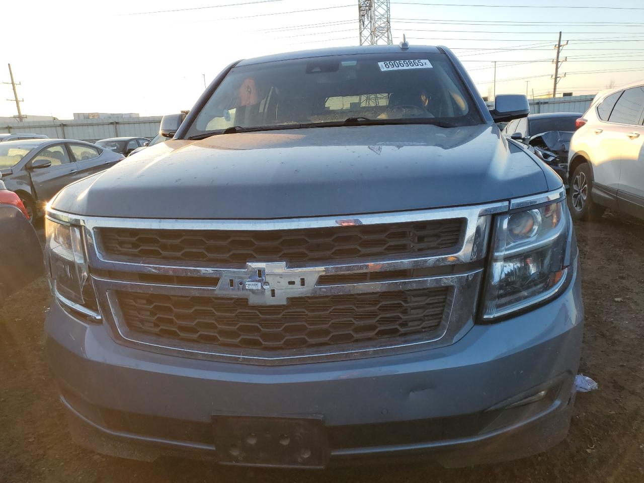 2016 Chevrolet Suburban VIN 1GNSKHKC9GR354539 Copart auction photo, front end / side damage thumbnail 5
