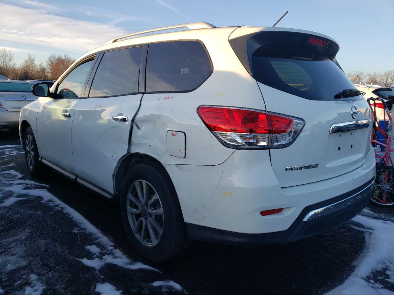 2016 Nissan Pathfinder VIN 5N1AR2MMXGC649537 Copart auction photo, side / minor dent/scratches damage thumbnail 2