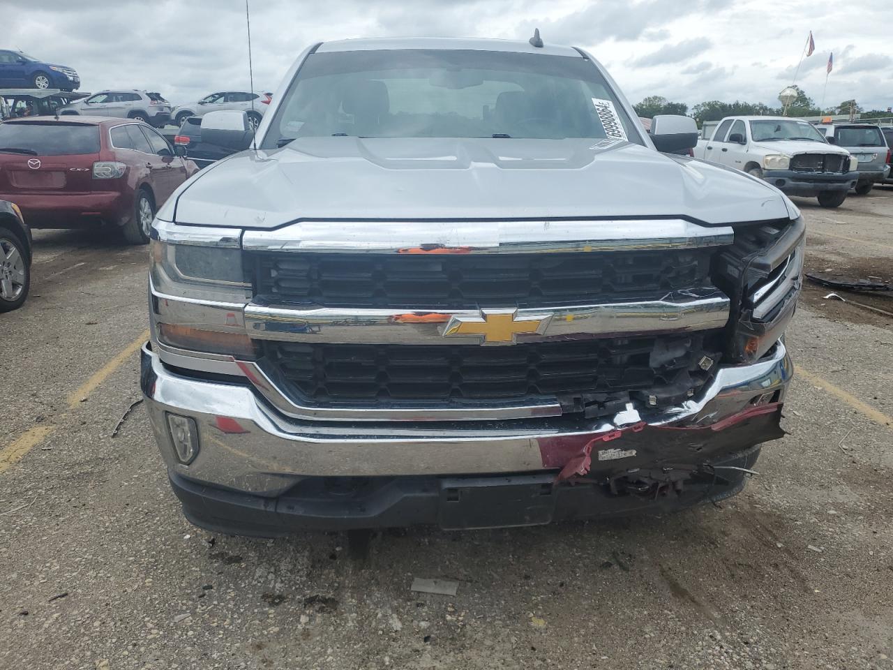 2016 Chevrolet Silverado VIN 3GCUKREC4GG122689 Copart auction photo, front end damage thumbnail 5
