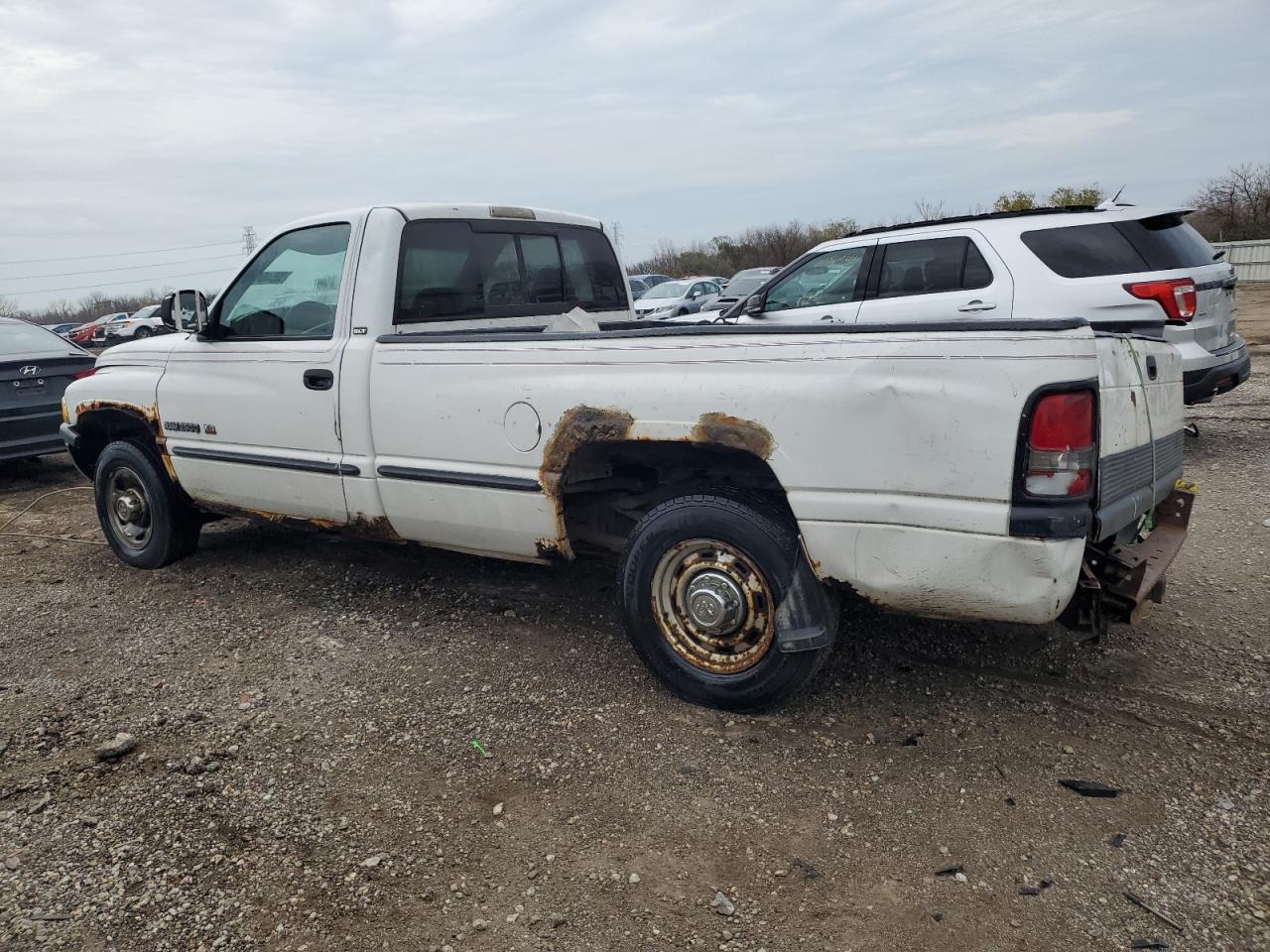 1999 Dodge RAM VIN 3B7KC26Z7XM552717 Copart auction photo, rear end damage thumbnail 2