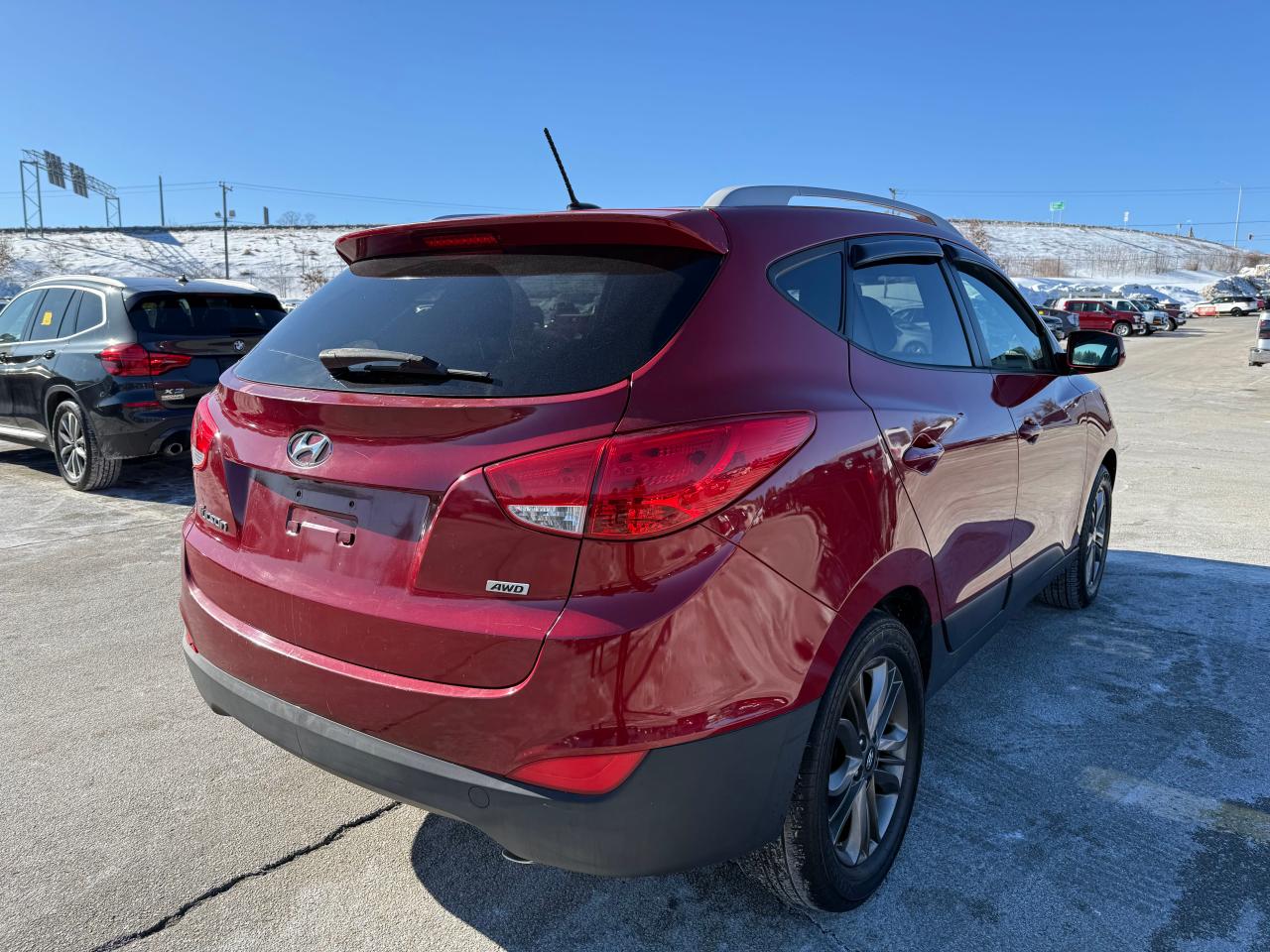 2014 Hyundai Tucson VIN KM8JUCAG6EU924010 Copart auction photo, normal wear / minor dent/scratches damage thumbnail 4