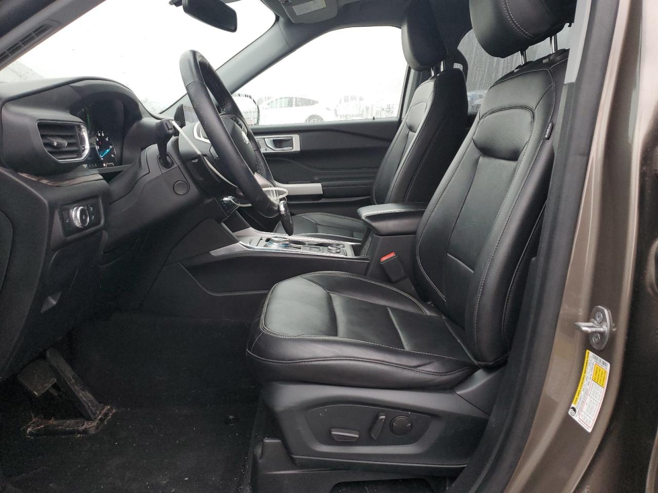 2021 Ford Explorer VIN 1FMSK8FH1MGA71389 Copart auction photo, undercarriage / minor dent/scratches damage thumbnail 7