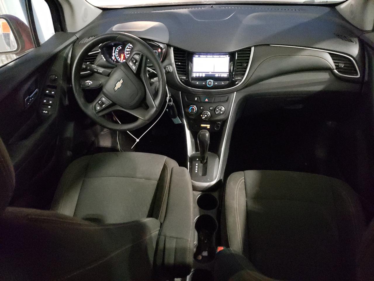 2022 Chevrolet Trax VIN KL7CJNSM5NB512451 Copart auction photo, hail damage thumbnail 8