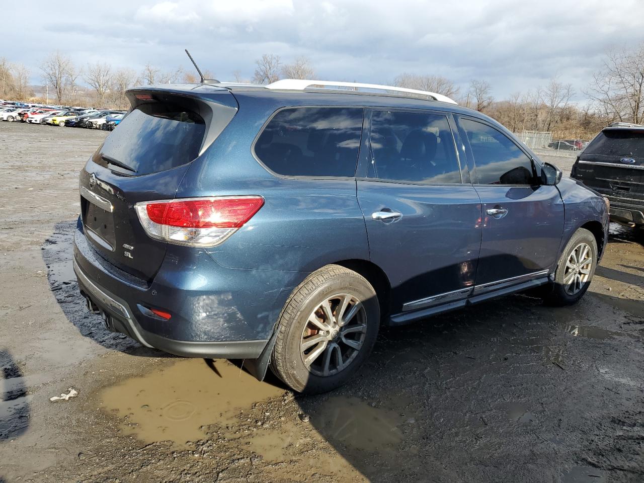2013 Nissan Pathfinder VIN 5N1AR2MM2DC669776 Copart auction photo, normal wear damage thumbnail 3