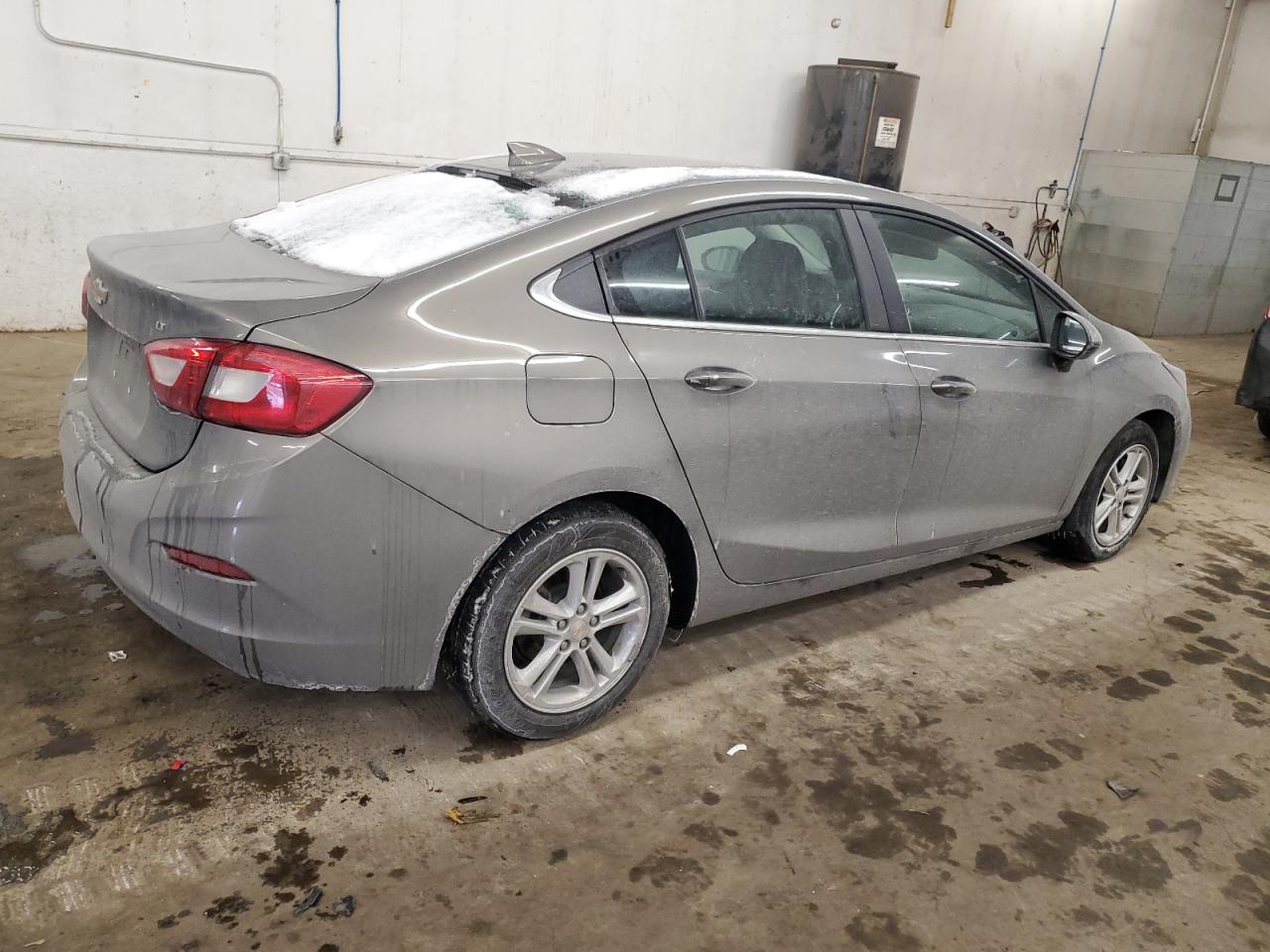 2018 Chevrolet Cruze VIN 1G1BE5SM8J7133825 Copart auction photo, front end damage thumbnail 3