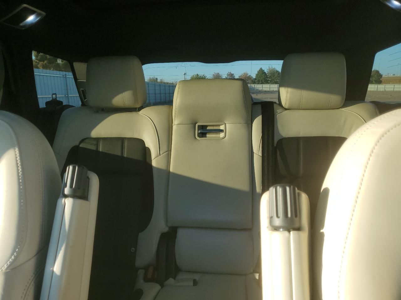 2019 Land Rover Range Rover VIN SALWS2SU9KA865166 Copart auction photo, mechanical / minor dent/scratches damage thumbnail 10