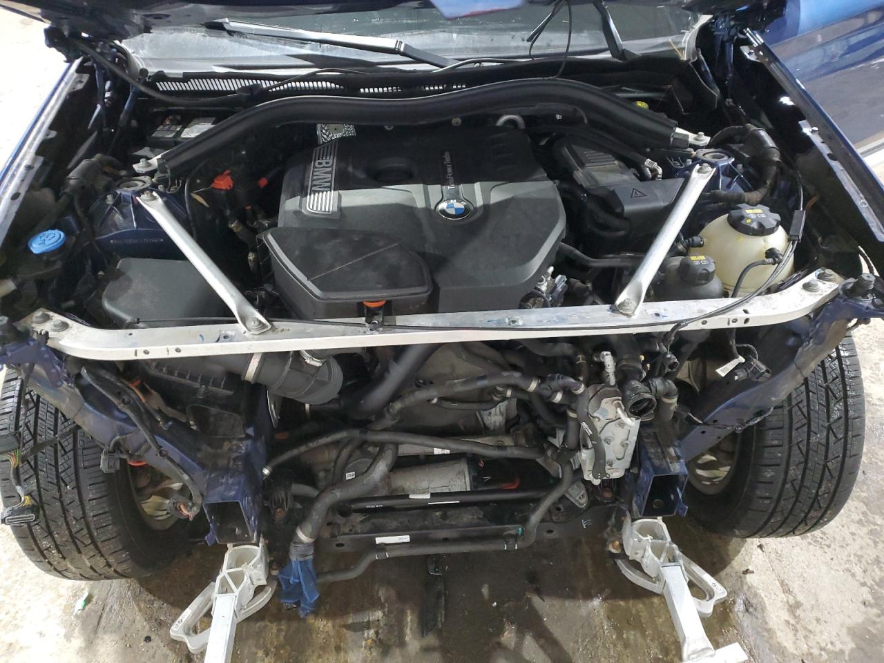 2018 BMW X3 VIN 5UXTR9C5XJLC83992 Copart auction photo, front end damage thumbnail 12